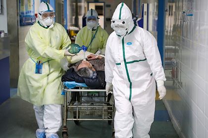 <br />
В Китае уменьшилось число умерших от коронавируса<br />

