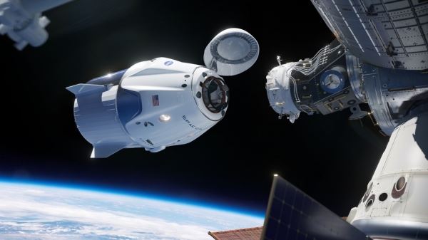 Илон Маск открыл бронирование туров на орбиту. Первый заезд туристов в 2021 году