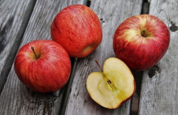 Ученые доказали пользу яблок при похудении